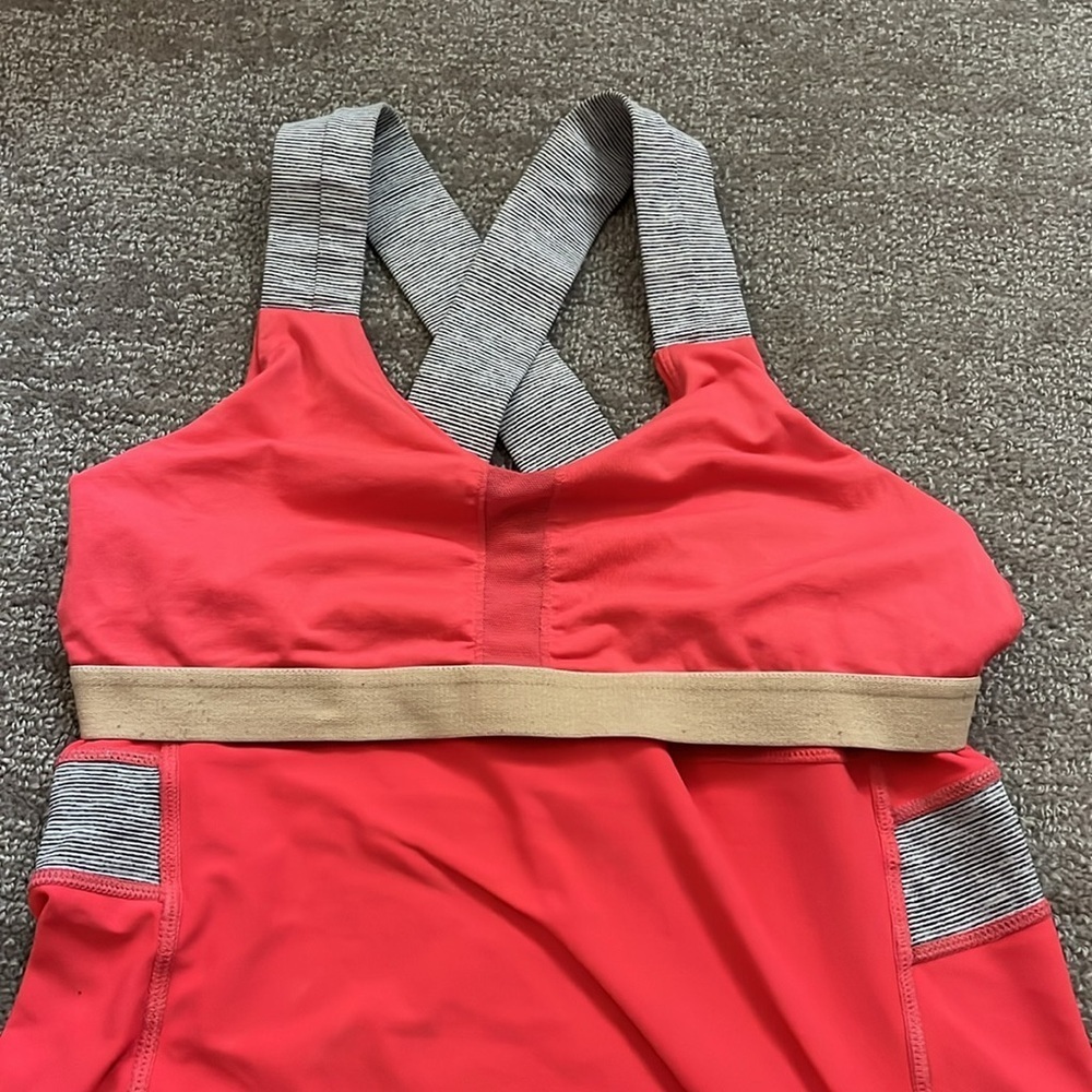 Lululemon Push Your Limits Tank Size 6 - Picture 5 of 6